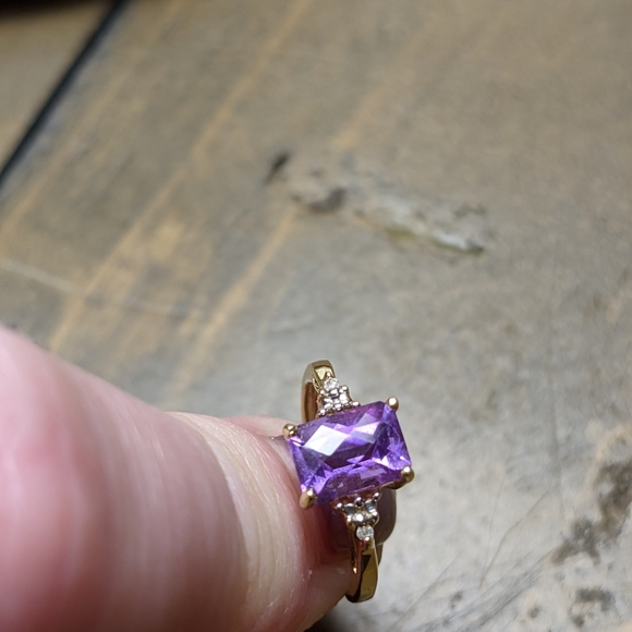 Emerald Cut Amethyst w/Diamonds - Picture 4 of 5